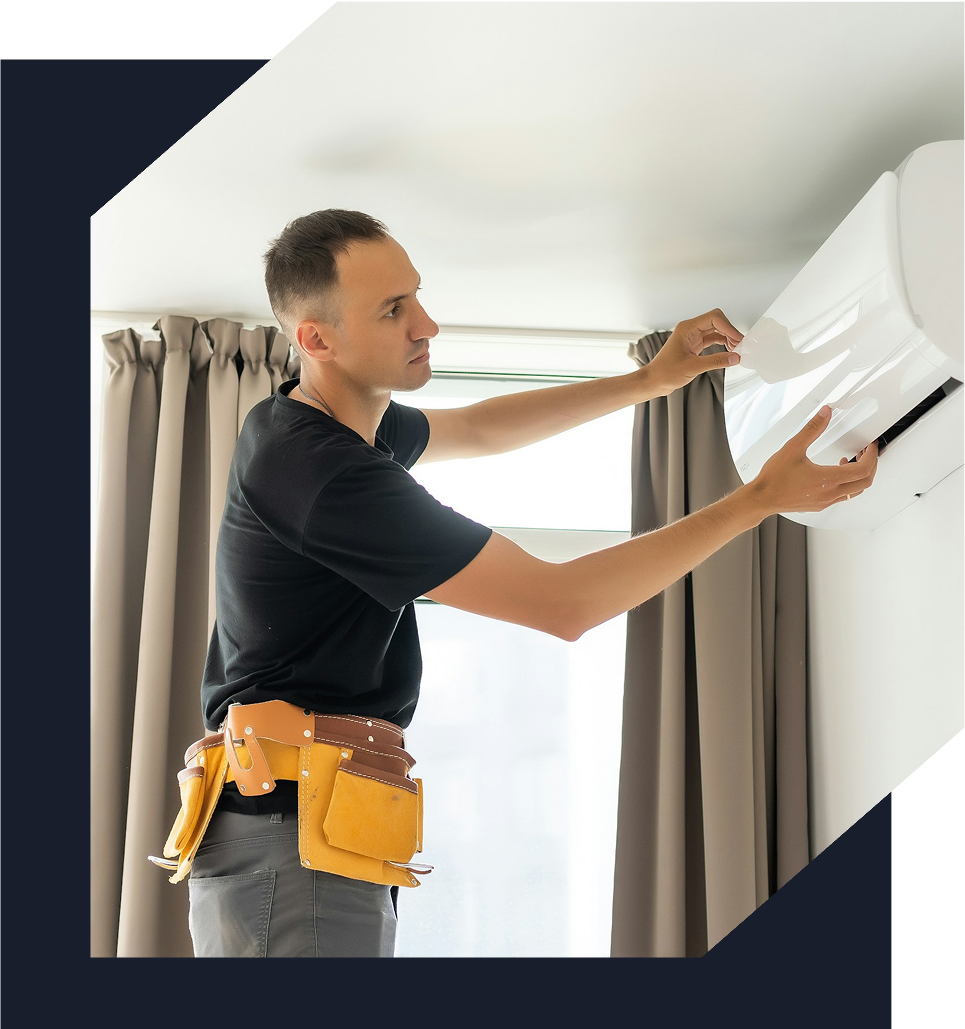 Man fixing air conditoner